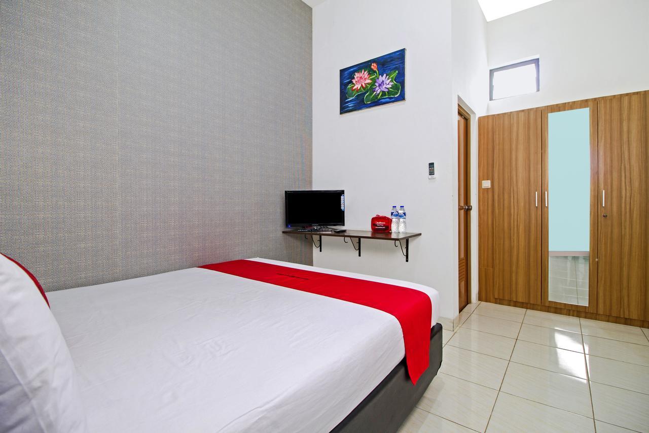 Reddoorz @ Raya Kelapa Gading 2* Jakarta